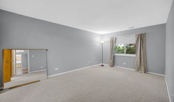 1030 S Fernandez Ave S 4-M, Arlington Heights, IL 60005