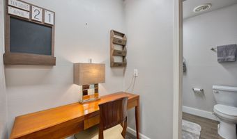 355 KALANIANAOLE St 225, Hilo, HI 96720