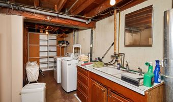 2529 Williams St, Des Moines, IA 50317