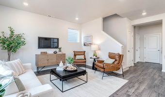 2988 T St, Springfield, OR 97477