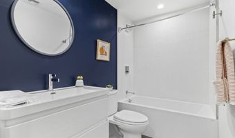 362-364 W Broadway 2, Boston, MA 02127