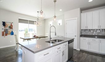 957 W MCKENNA, Bluffdale, UT 84065
