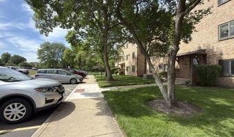 831 S Dwyer Ave A, Arlington Heights, IL 60005