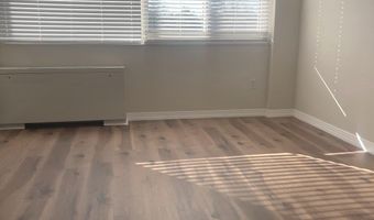 4520 KING St 706, Alexandria, VA 22302