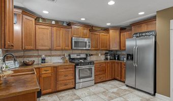 1940 Mountain Ridge Rd, Batesville, AR 72501
