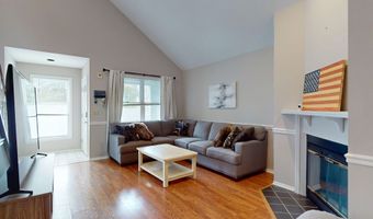 20 Raymond Pl 3-14B, Danbury, CT 06810