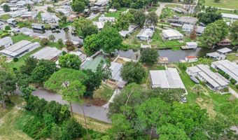 13602 PALM Dr, Astatula, FL 34705