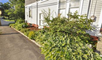 75 S South Park St, Bangor, ME 04401