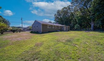 130 Austin Rd, North Kingstown, RI 02852