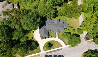12 S Broadway, Beverly Shores, IN 46301