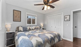 903 Roberts St, Altoona, WI 54720