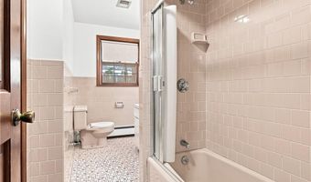 31 Monica Dr, Cumberland, RI 02864