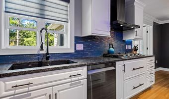 244 Villager Rd, Chester, NH 03036