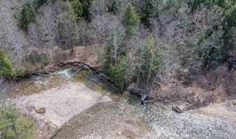 14 Lloyd St, Campton, NH 03223