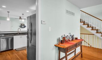 626 Highview Circle Dr, Ballwin, MO 63021