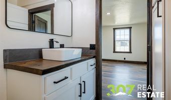 15 Cole Rd, Cody, WY 82414
