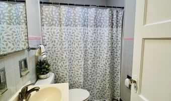 163 N 13th Ave, Beech Grove, IN 46107