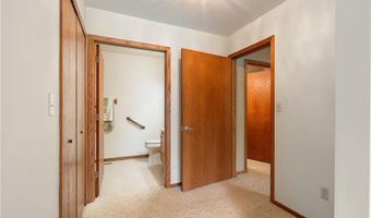 1200 18th Ave NW 132, Austin, MN 55912