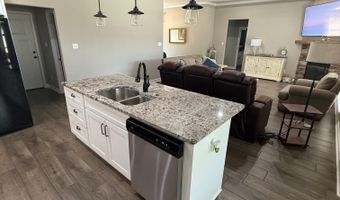3903 Hampton Dr, Benton, AR 72019