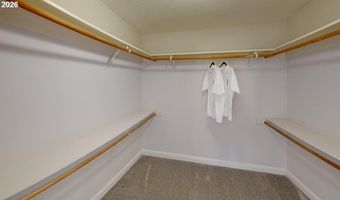 714 PIONEER Rd B4, Brookings, OR 97415