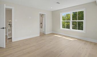 2902 VISTA St NE, Washington, DC 20018