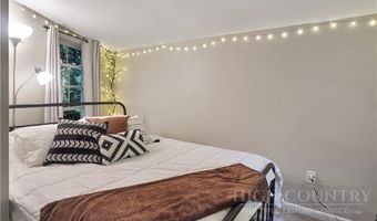 560 Laurel Ridge Rd, Banner Elk, NC 28604