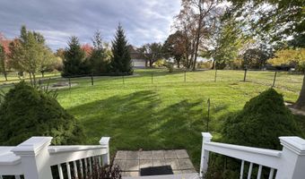 2499 Crestwood Dr, Adrian, MI 49221