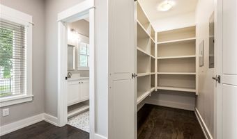 448 SW C St, Bentonville, AR 72712