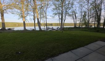 1 N Vigue Shore Rd, Albion, ME 04910