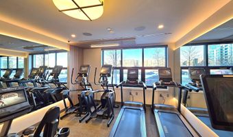 737 SWANN Ave 308, Alexandria, VA 22301