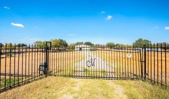 13747 Us Highway 87, Adkins, TX 78101