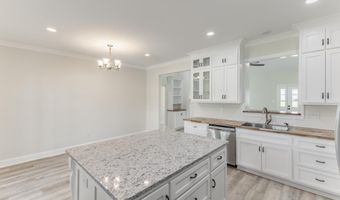 23307 Flossie Dr, Athens, AL 35613