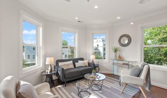 817 VARNUM St NW 3, Washington, DC 20011
