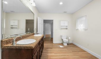 126 Mchenry Rd, Defuniak Springs, FL 32433