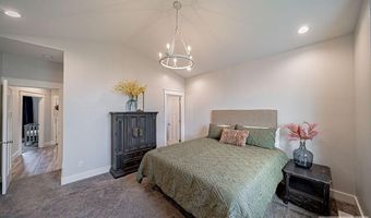4878 Torcello Dr, Ammon, ID 83406