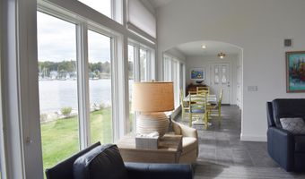 2 Harbor View Ln, Belfast, ME 04974