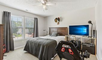1450 Turfway Ct, Avon, IN 46123