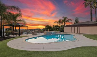 1945 Boulders Ln, Alpine, CA 91901