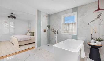 104 Kay Blvd, Newport, RI 02840