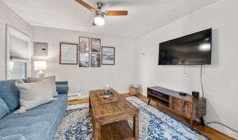 528 E 3rd St A, Boston, MA 02127