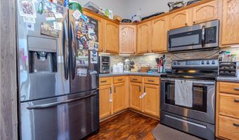 304 N 16th St, Indianola, IA 50125