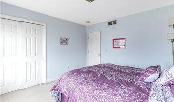 175 Crown Royal Dr, Amherst, NY 14221