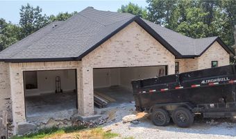 6 Carnahan Ln, Bella Vista, AR 72715