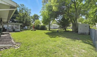 813 Pearse Ave, Auburn, IN 46706