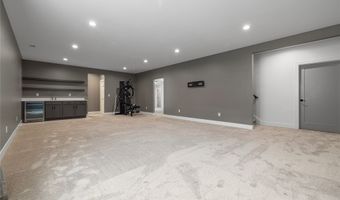 834 33rd Ct SW, Altoona, IA 50009