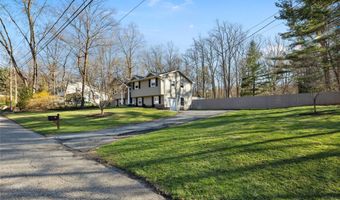 3 Bell Ct, Airmont, NY 10901