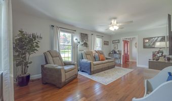 460 NE Oak Hill St, Abingdon, VA 24210