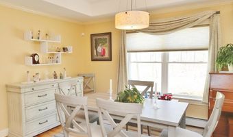 40 Kathryn Ln, Bangor, ME 04401