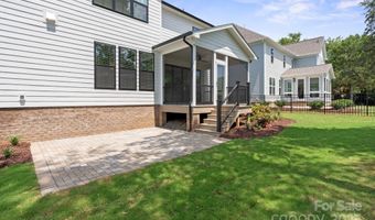 6906 Providence Ln W, Charlotte, NC 28226