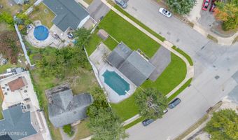 41 Deck St, Barnegat, NJ 08005